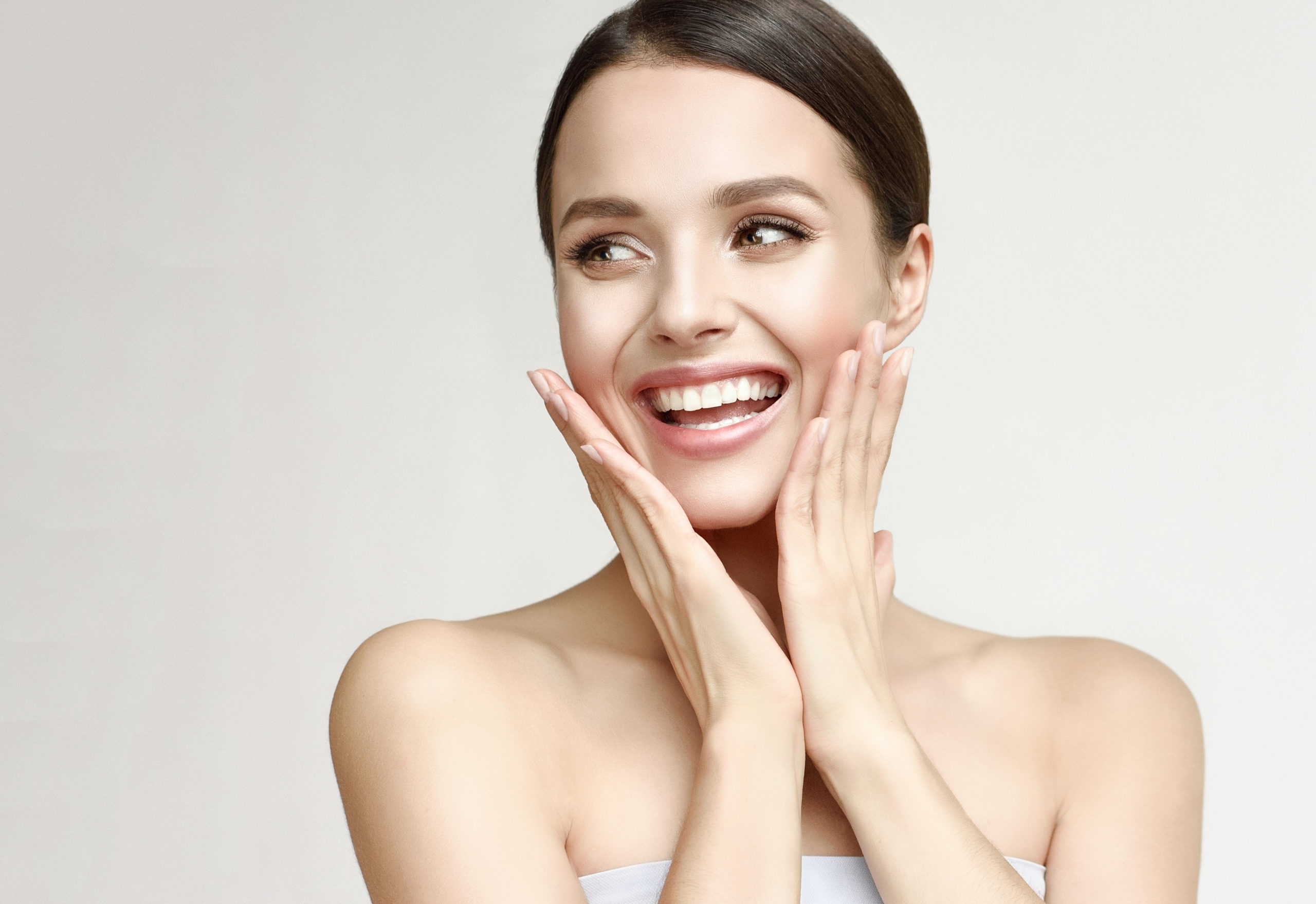 https://www.sacplasticsurgery.com/wp-content/uploads/2020/01/Spa_Services-scaled.jpg